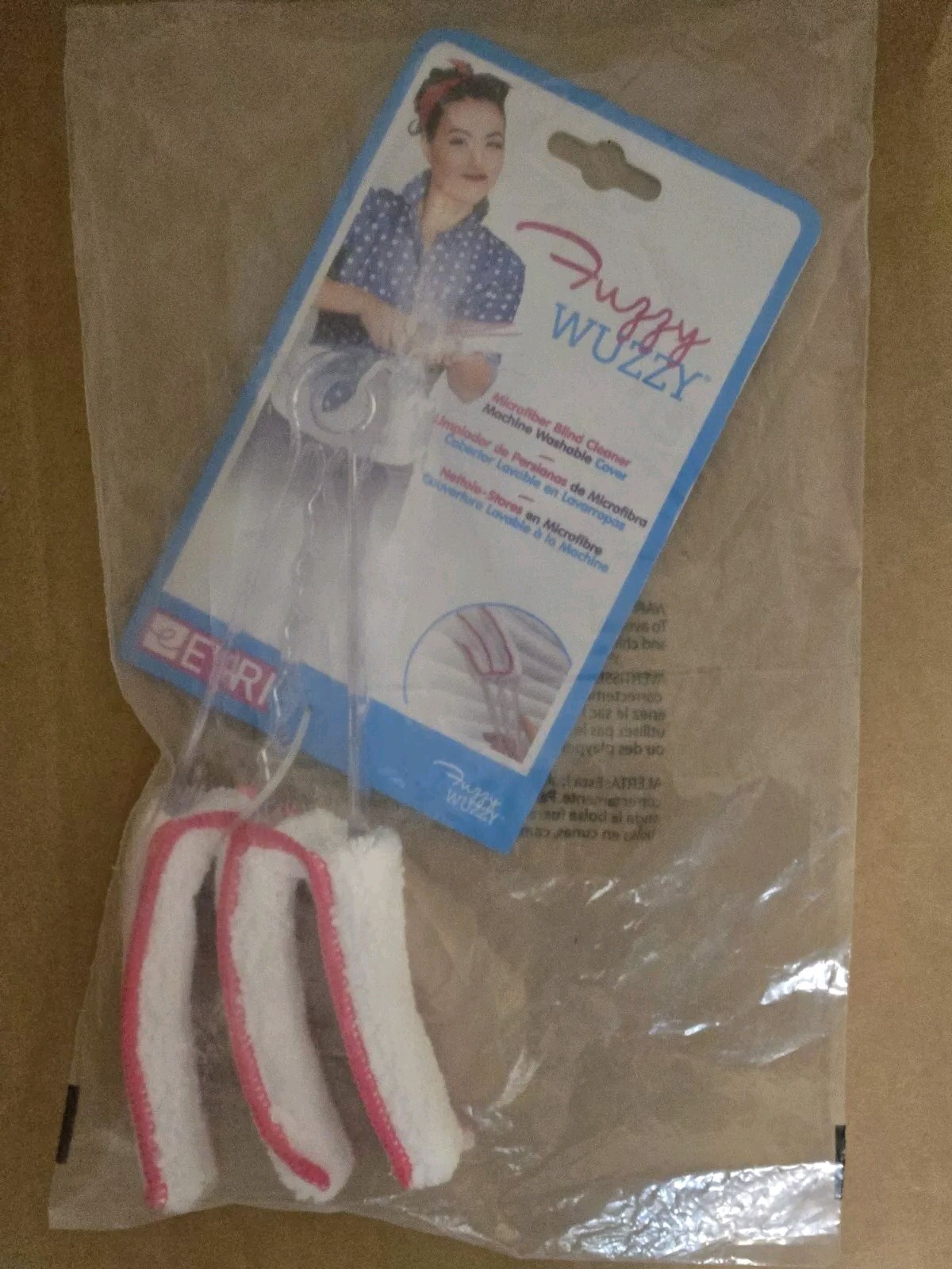 Fuzzy Wuzzy Microfiber Window Blind Cleaner Electrostatic Non-Abrasive NEW gallery