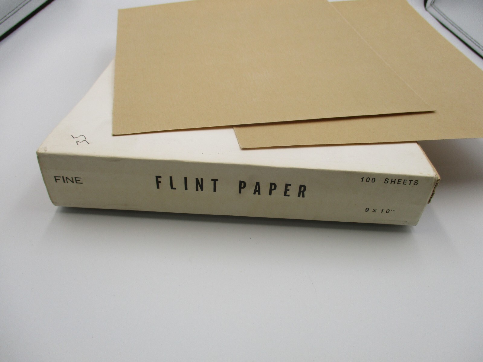 9" x 10" Fine Flint Paper 100 Sheets gallery