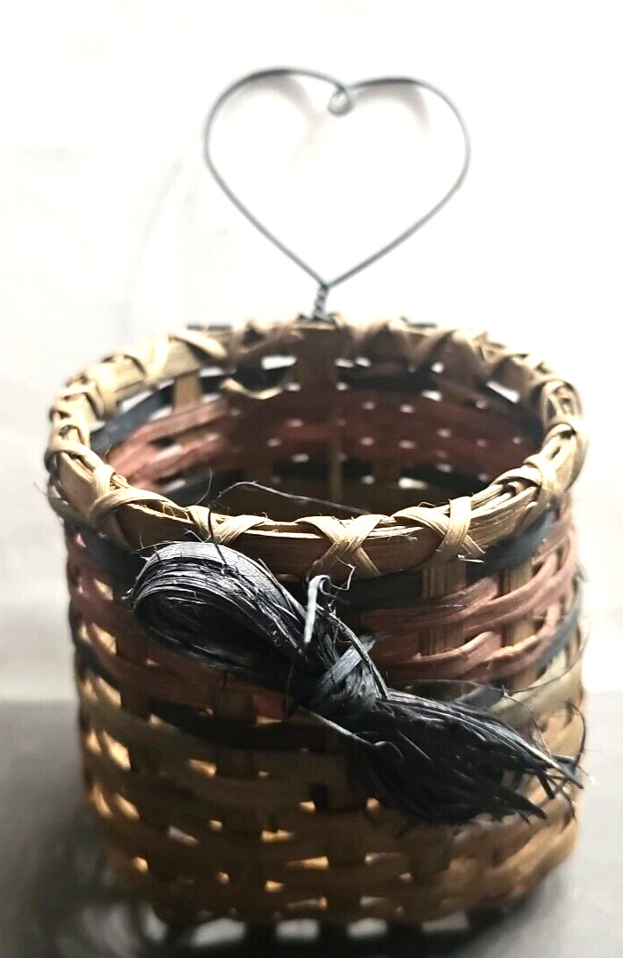 Wall Hanging Basket 5x6" Round Country Home Decor Raffia Front Ribbon gallery