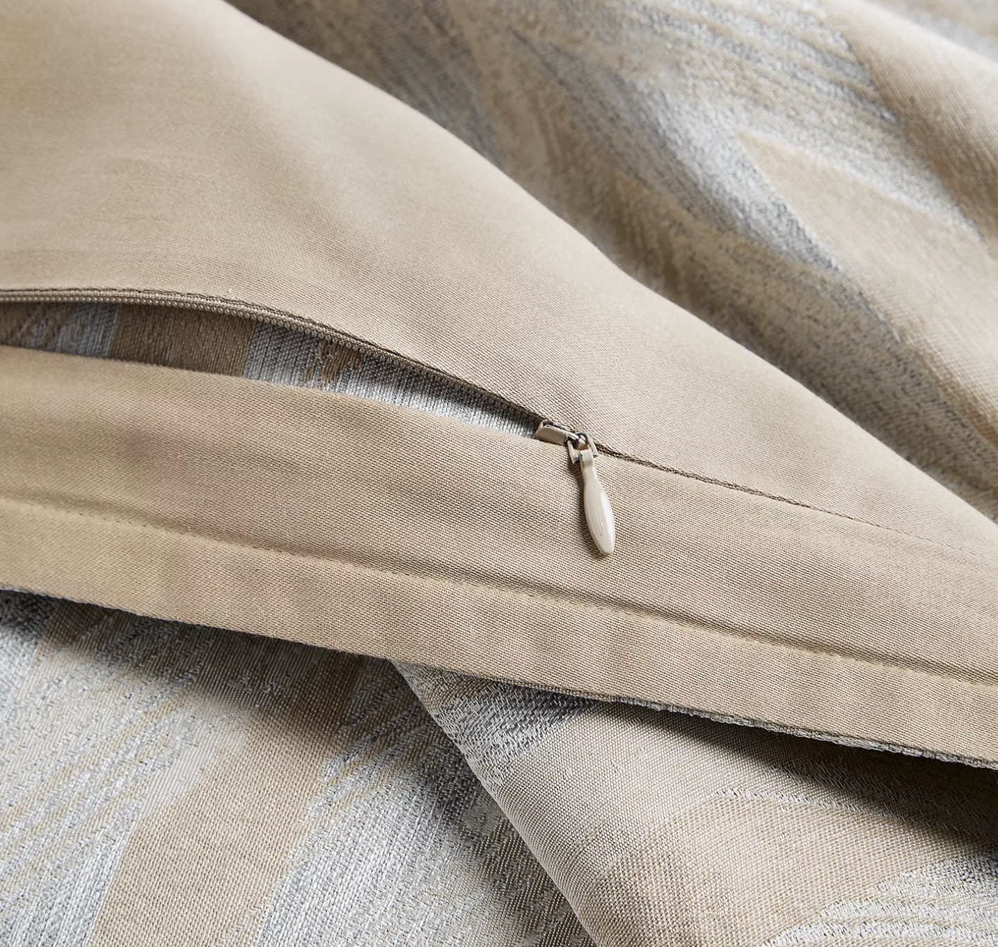 Hotel Collection Textured Chevron 3-Pc. King Duvet Cover Set $550 gallery