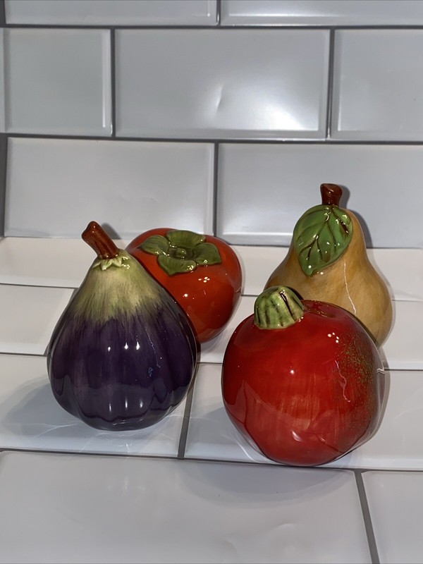 Smith & Hawkens Earthenware Figurines Ceramic Fruit Veg 4 Pc Set Wooden Box Fall gallery