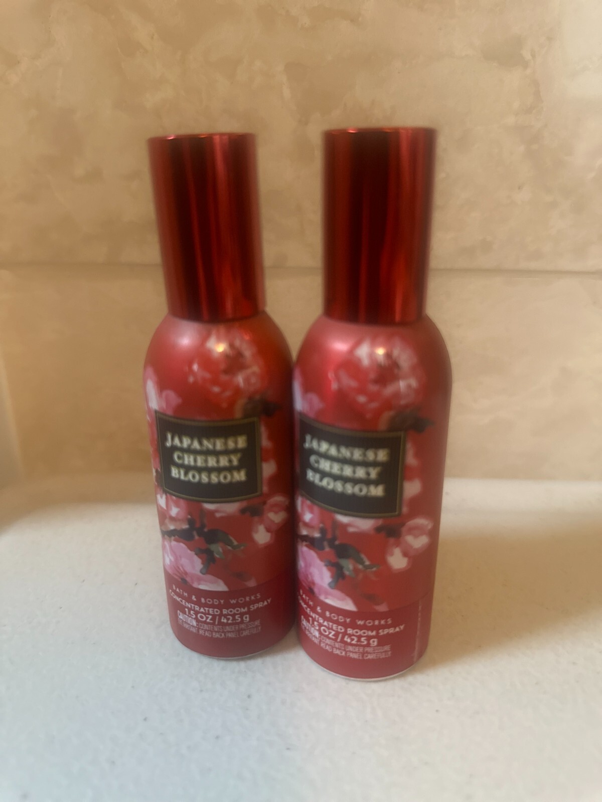 BATH & BODY WORKS JAPANESE CHERRY BLOSSOM ROOM SPRAY FRAGRANCE 1.5 OZ NEW 2X gallery