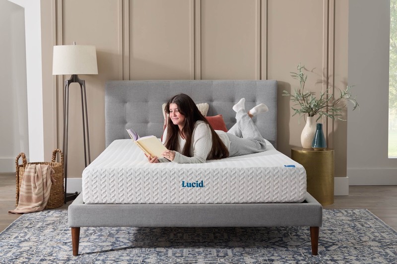 Lucid Refresh 10" Dual-Layer Gel Memory Foam Mattress Firm Cooling Bed in a Box gallery