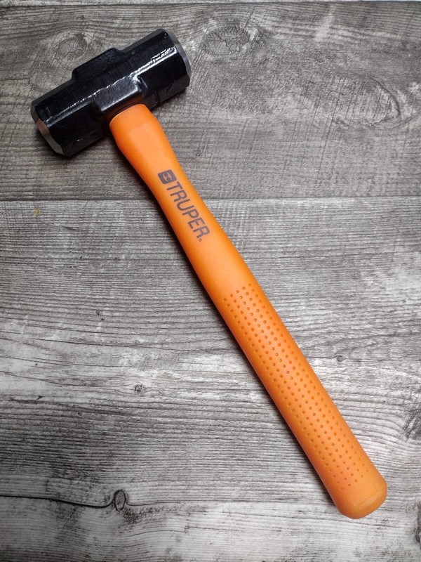 Truper 3 lb. Engineering Sledge Hammer with 14" Inch Fiberglass Handle MD-3F gallery