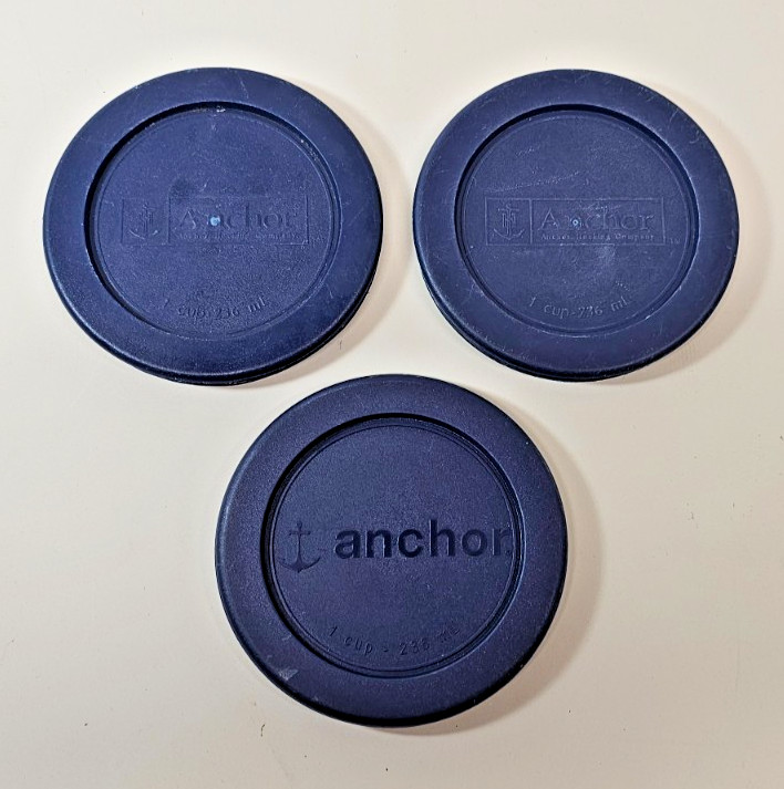 Anchor Hocking Plastic Replacement Lids 1056, 1905, 1903 & 1901 Lot of 6 gallery