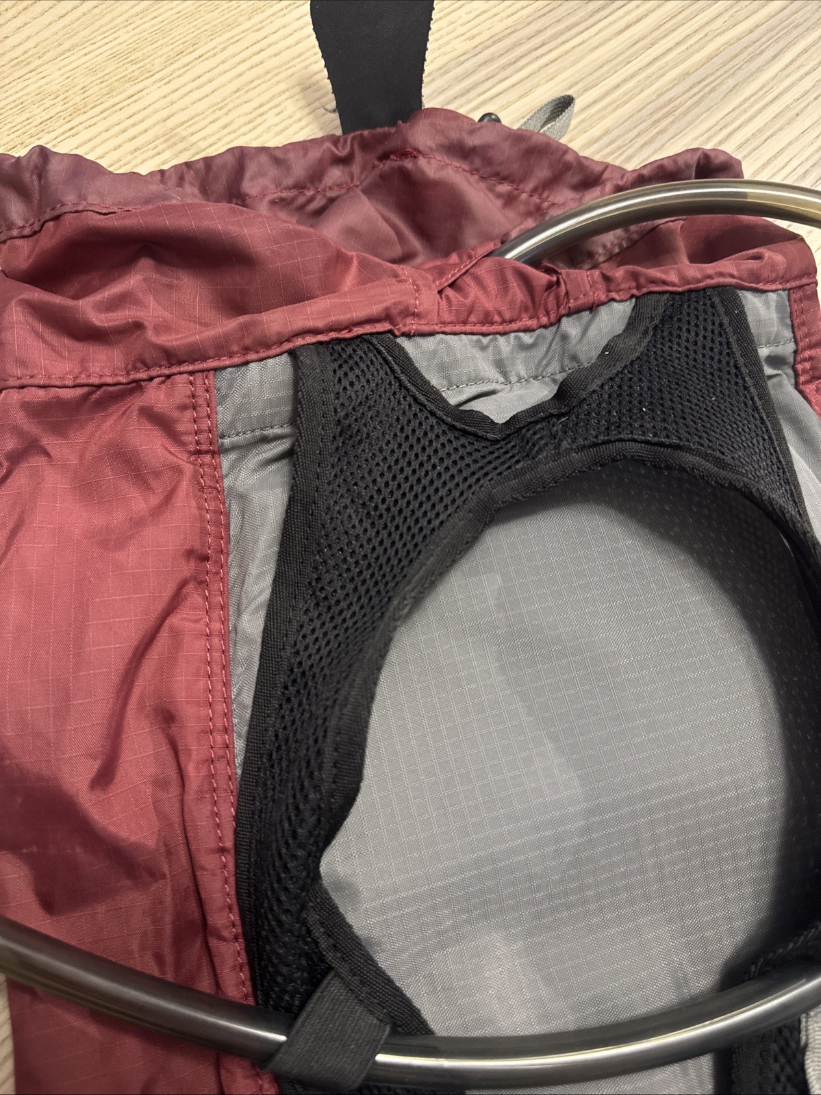 REI Flash 18 Backpack Red/Gray Ultralight Packable Daypack With New Bladder 5