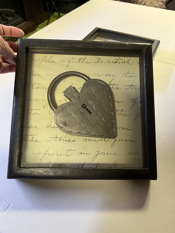 2 Shadow Box Frames Heart Lock And Key Approximately 9 1/2 x 9 1/2 Inches gallery