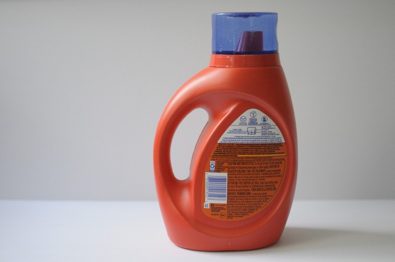 Tide Liquid Laundry Detergent Mountain Spring 32 loads 46 fl oz New gallery