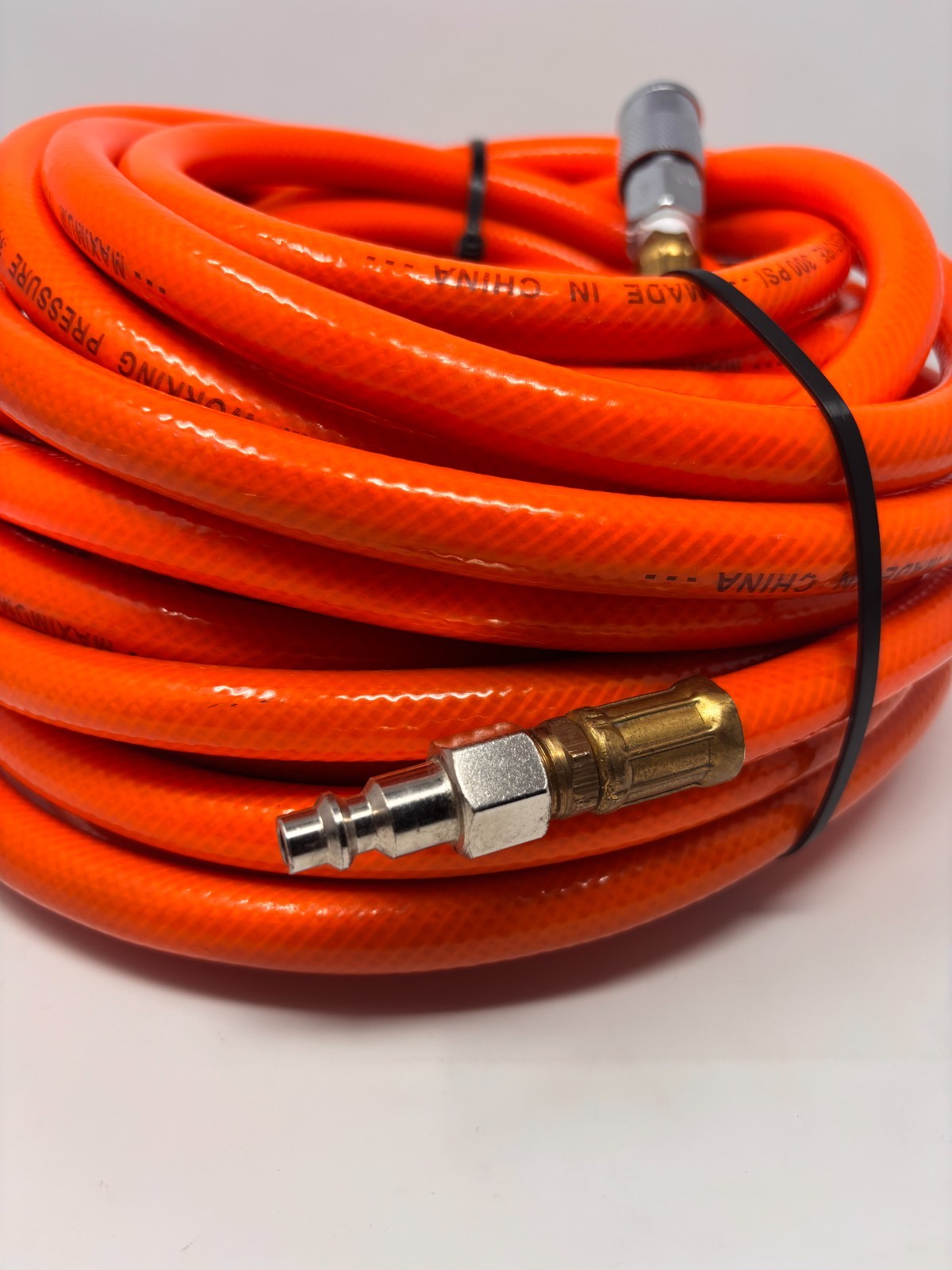 40 FT - 3/8" Compressor Air Hose, 300 PSI Max, Orange With Couplers gallery