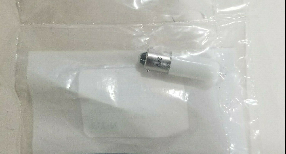 Miniature LED Bulb,24 Volts,White EATON HT8LEDWF3 gallery
