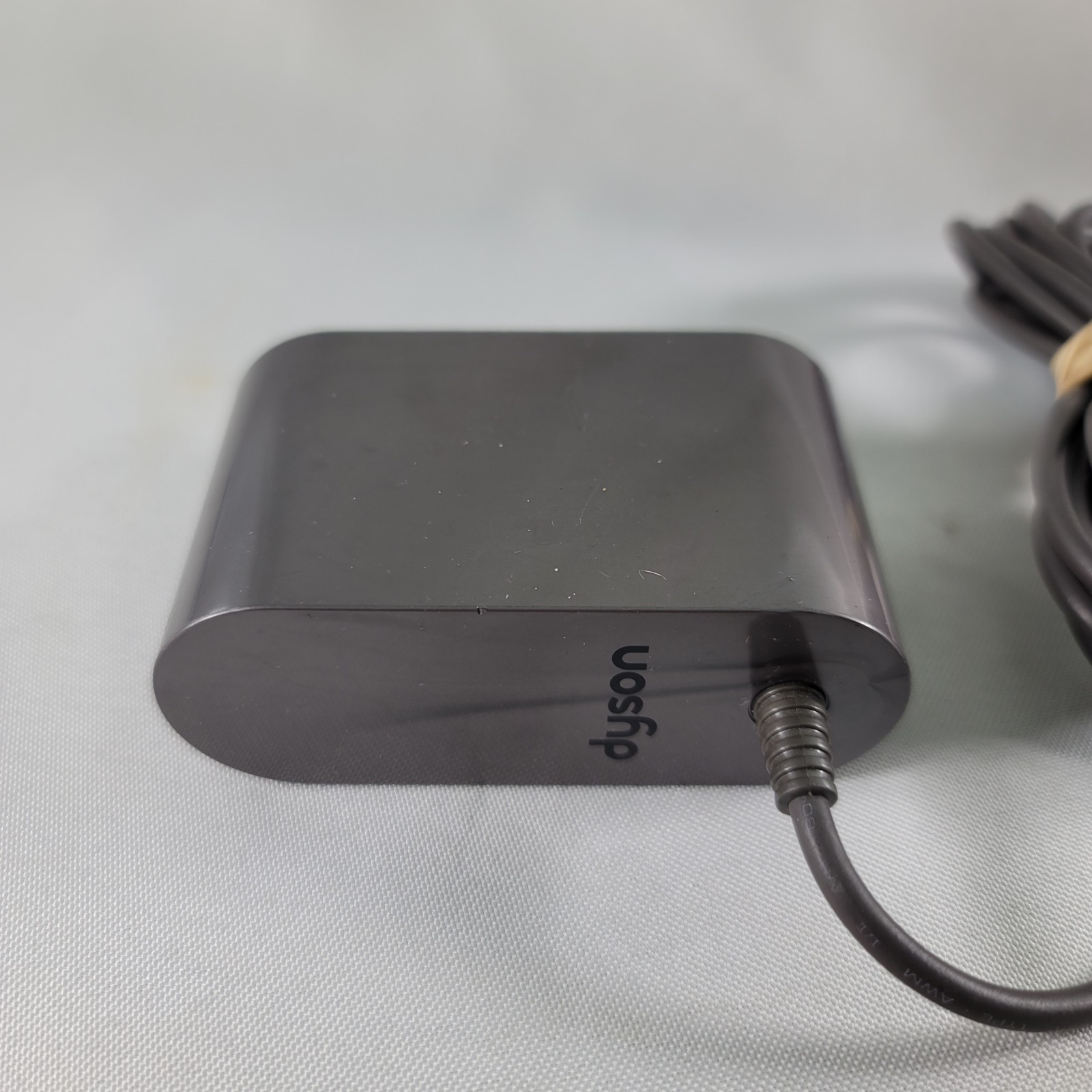 OEM Genuine Dyson Battery Charger Adapter Class 2 Battery Model 217160-02 gallery