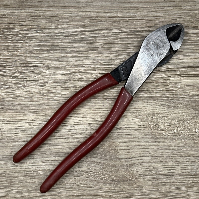 Klein Tools D228-8 High Leverage Diagonal Cutting Pliers 8” Made In USA gallery