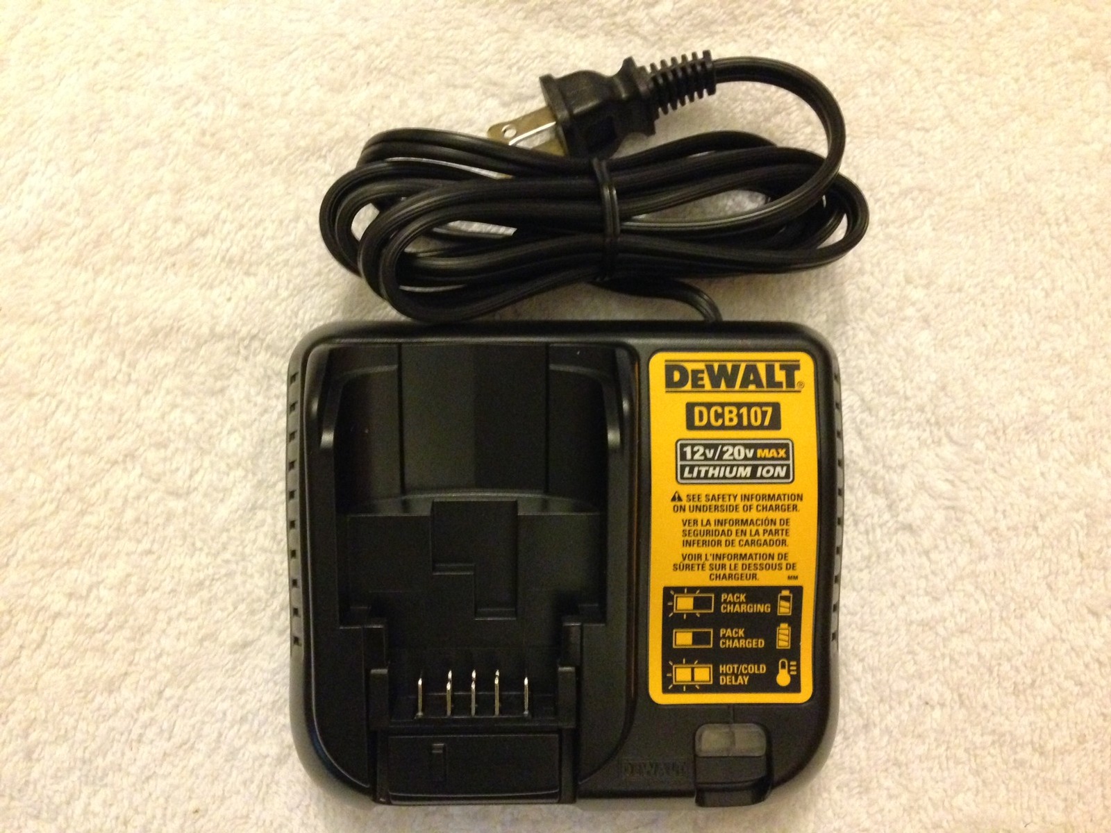 New Dewalt DCB107 12V & 20V Max Li-ion Battery Charger replaces DCB100 & DCB112 gallery