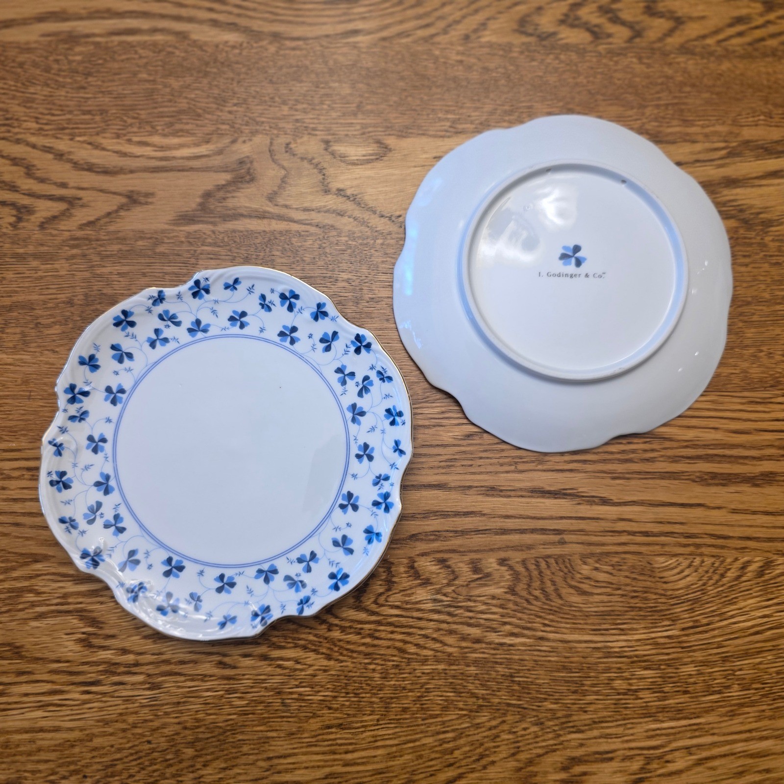 2pc I Godinger Blue Clover Floral Scalloped Edge Dessert Plates 6" Cottage Core gallery