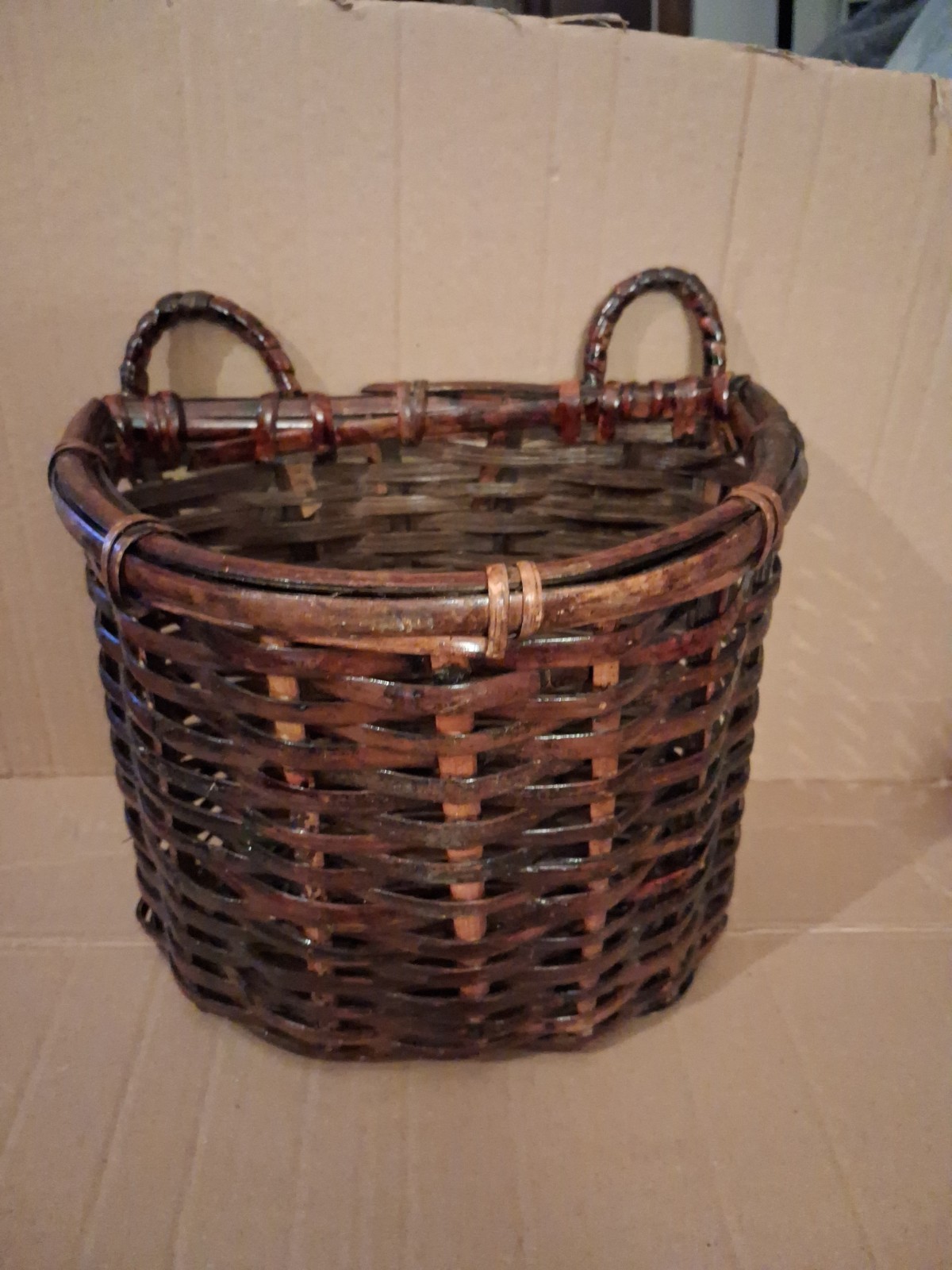 Handwoven Rattan Wall Basket Features Flat Back Design for Home Decor gallery