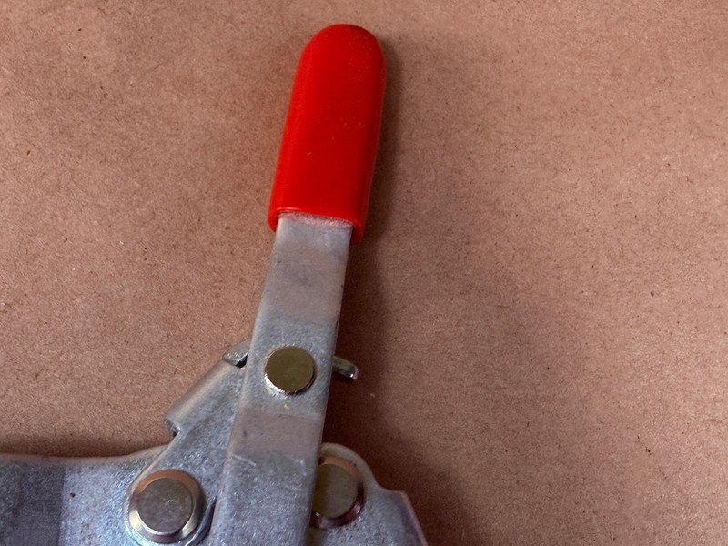 2 types - Horizontal Quick-Release Toggle Clamp, 500 lbs 225D 12130 gallery