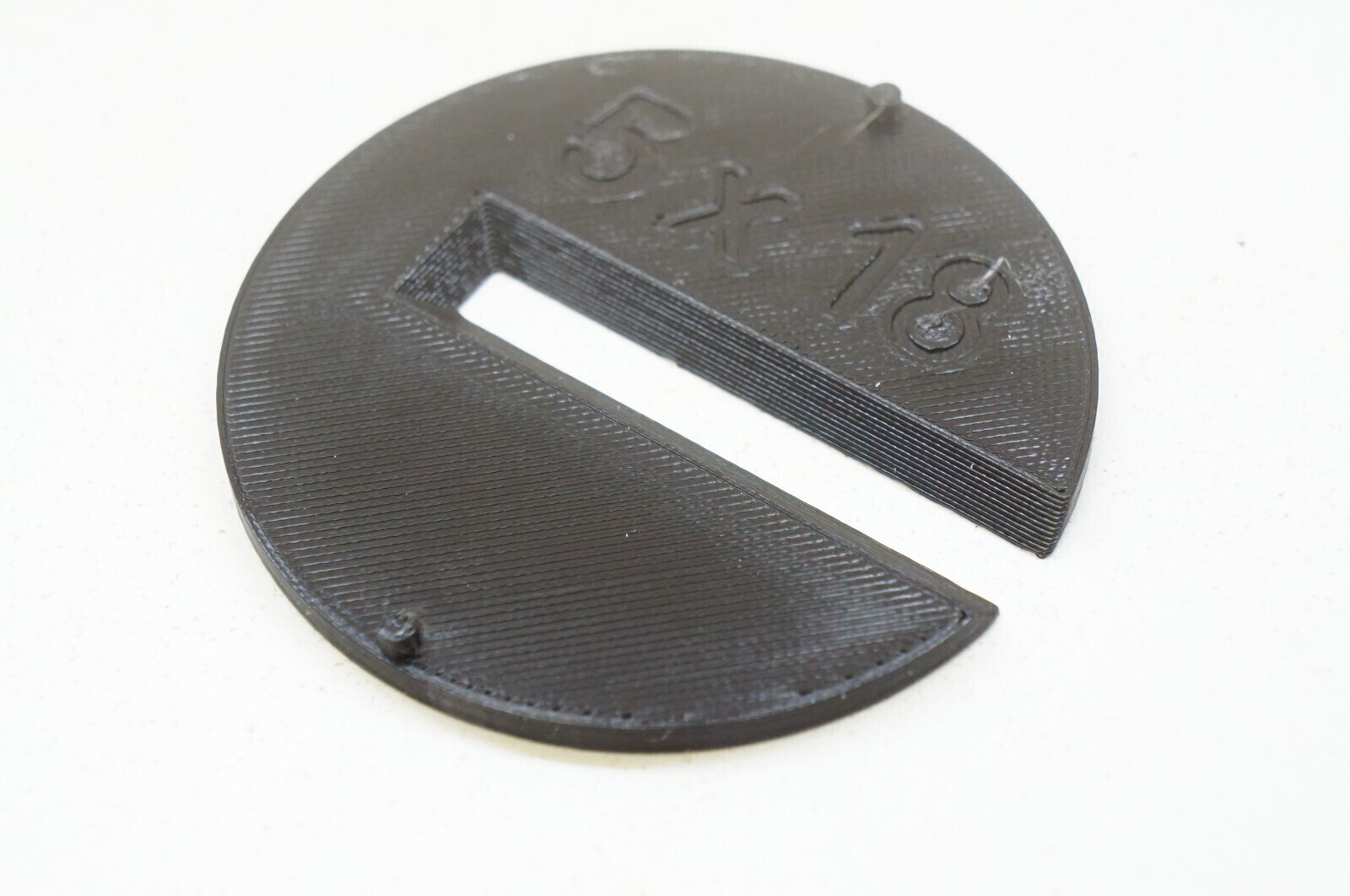 Bandsaw Throat Plate Insert for Grizzly G0640X (69mm dia. / 6mm thick) gallery