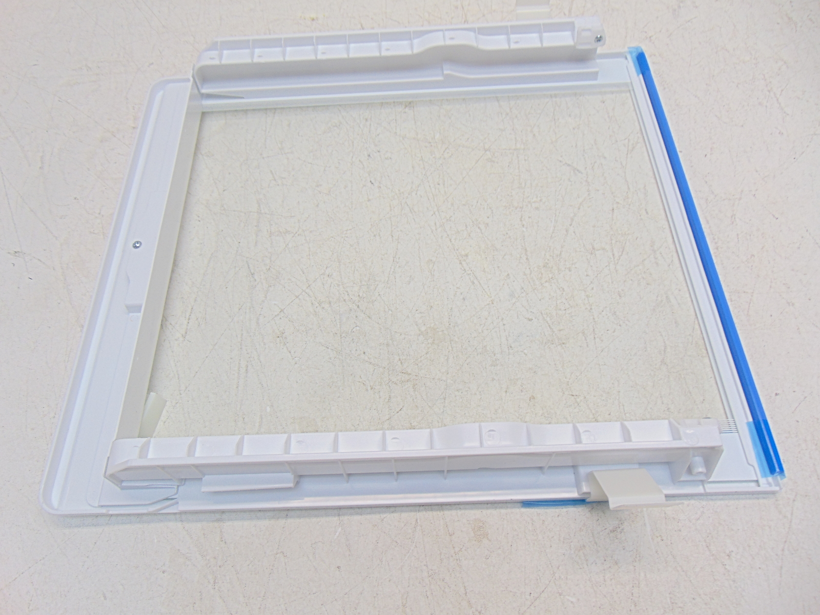 Frigidaire Refrigerator FRSS26L3AF7 Crisper Cover Assembly gallery