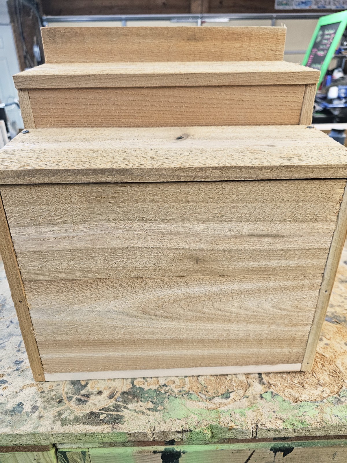 Squirrel House Nesting Box Large Family Bird Nature Animals Safety 16x14x10.5 gallery