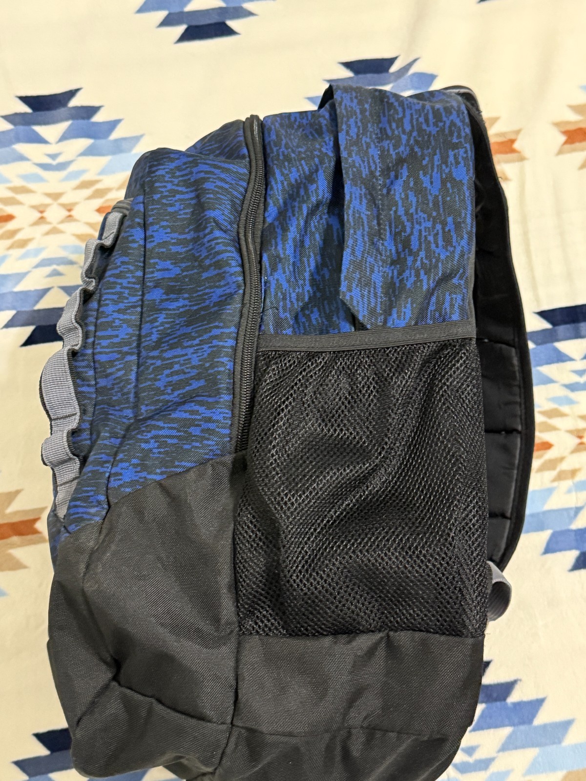 ADIDAS laptop backpack - blue, black 4 Zip Pockets great condition - load spring 2