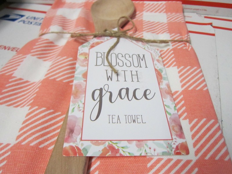 GiftCraft Multiple Style Tea Towel/Spoon Set, 3 Asst. New, S4 gallery