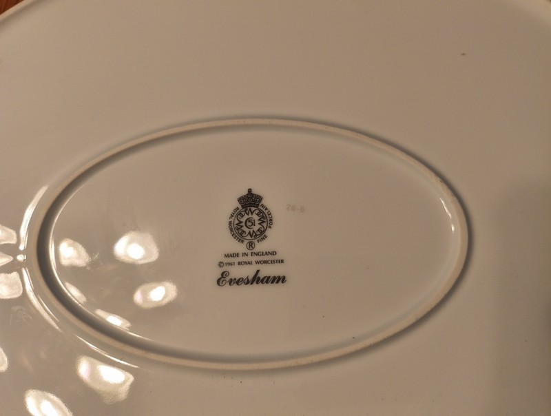 Royal Worcester 1986 Evesham Vale Large Oval Serving Platter 15" VERY NICE gallery