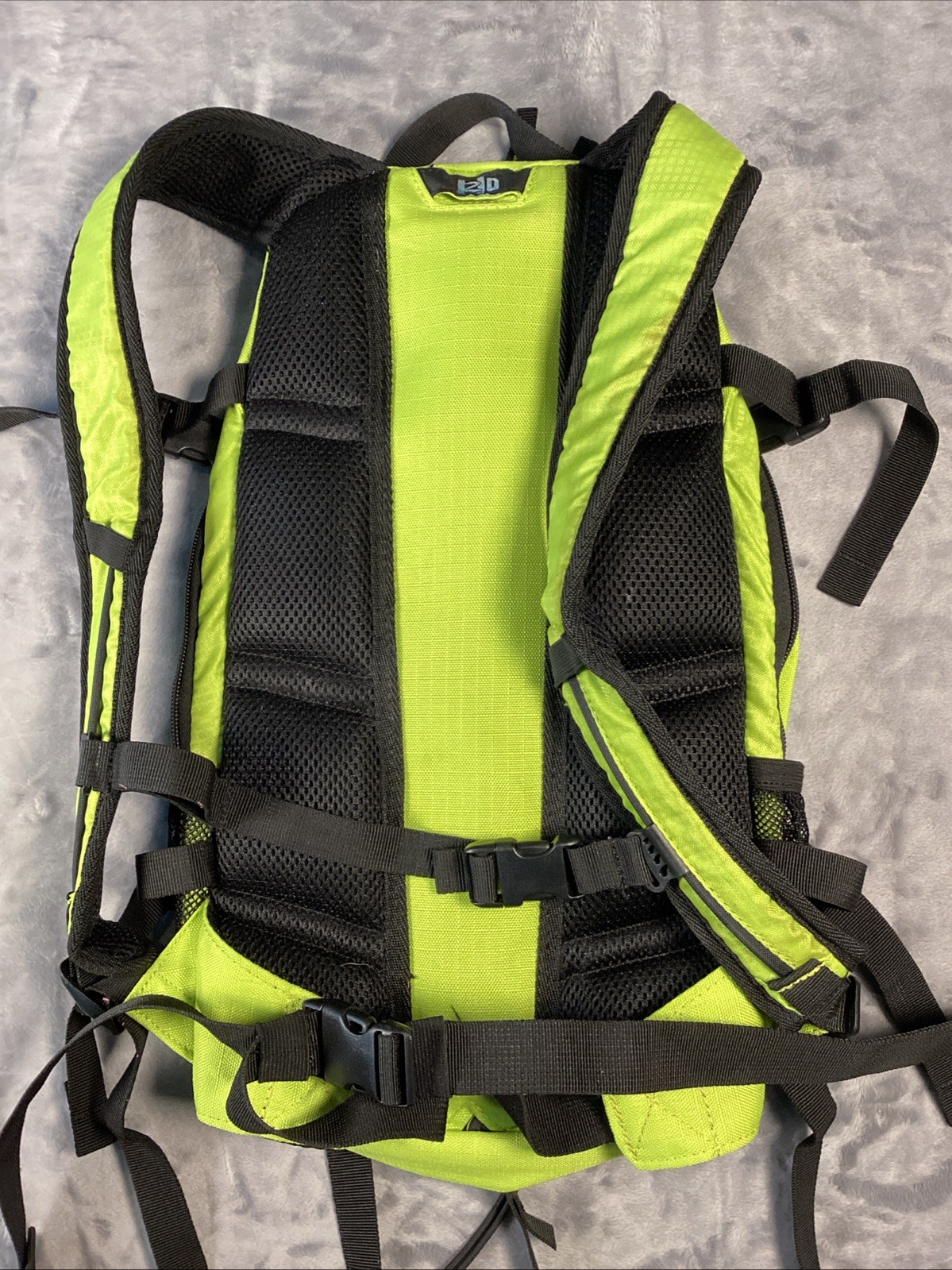 Quest Backpack Day Pack Hydration Pack Ready Neon Green 3