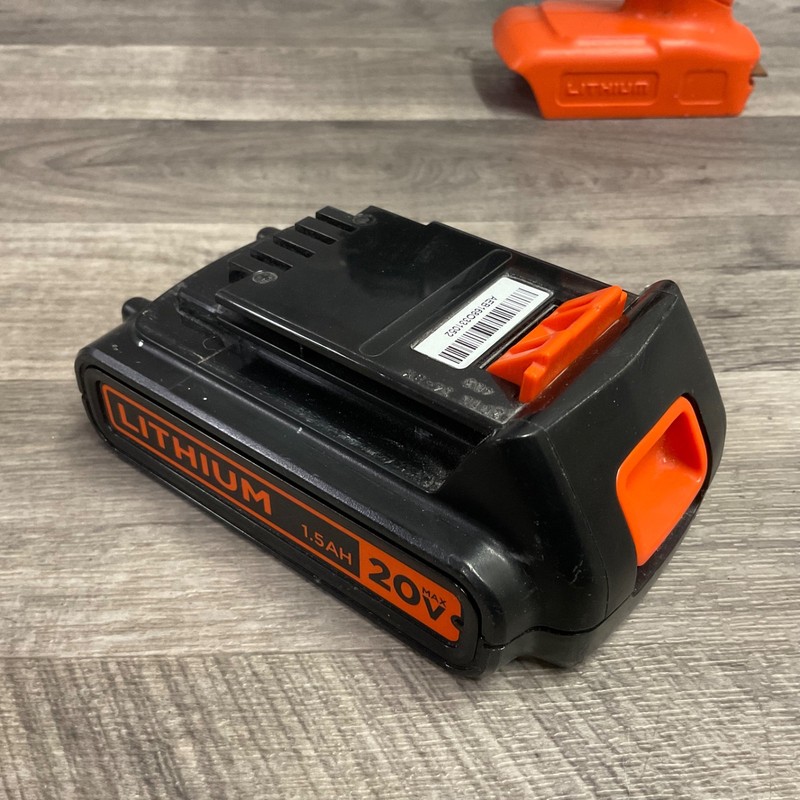 Black + Decker 20V Cordless Drill/Driver LDX120 + LBXR20 Battery & Charger gallery
