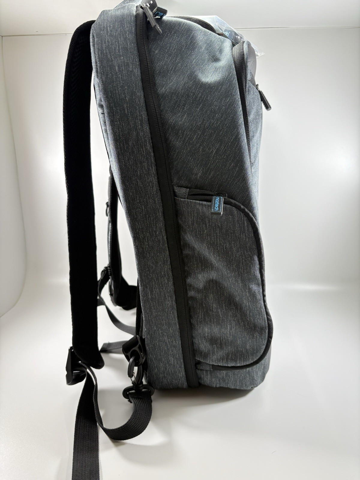 Naztech SmartPack Charging Gray/Black Backpack Power On the Go (51326-2) 2