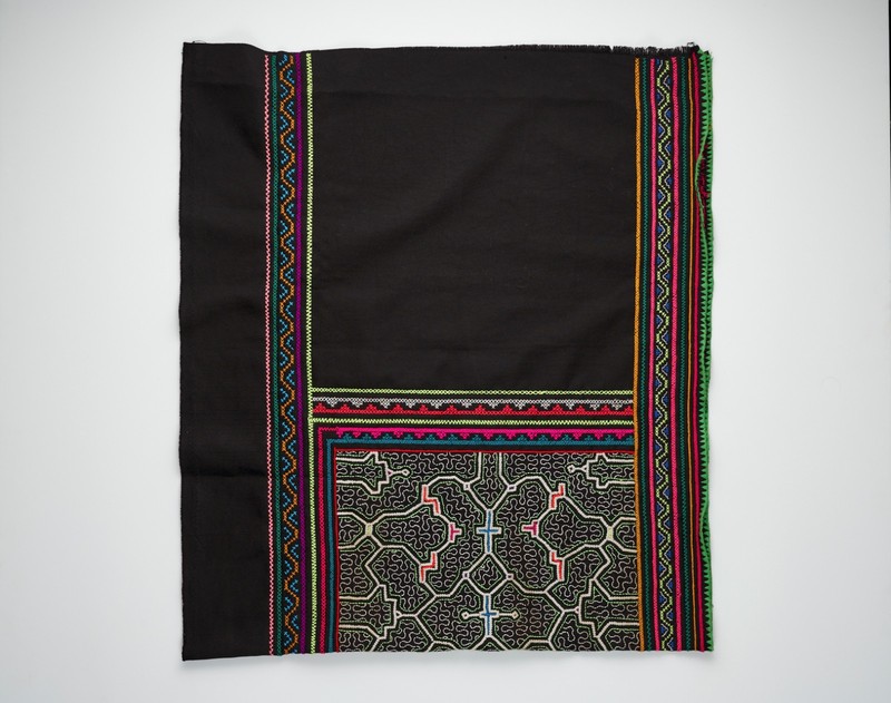Shipibo Hand Embroidered table runner Ethnic Conibo Kene Tapestry Altar gallery