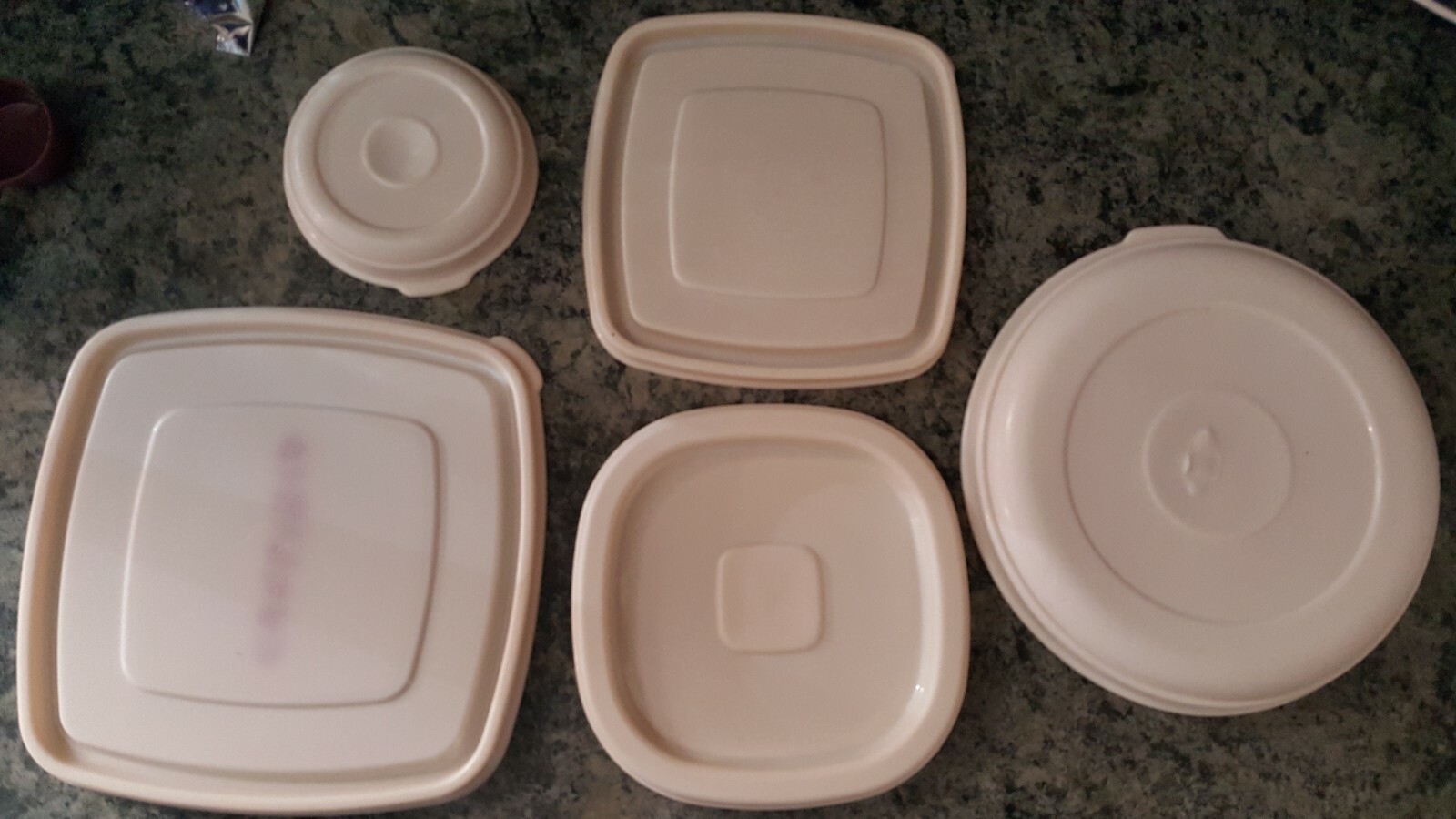 Rubbermaid Replacement lids seals Servin Saver Almond Round Square Blue Vintage gallery