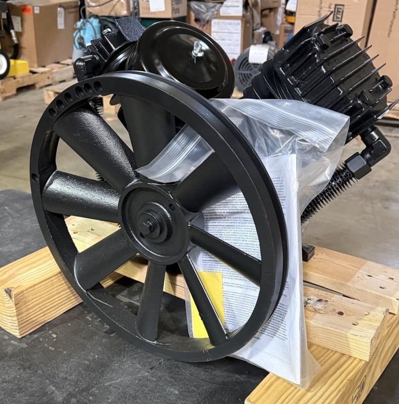 SPEEDAIRE 40KH93 Air Compressor Pump Splash Lubricated 2 Stage 5 hp DAMAGED FINS gallery