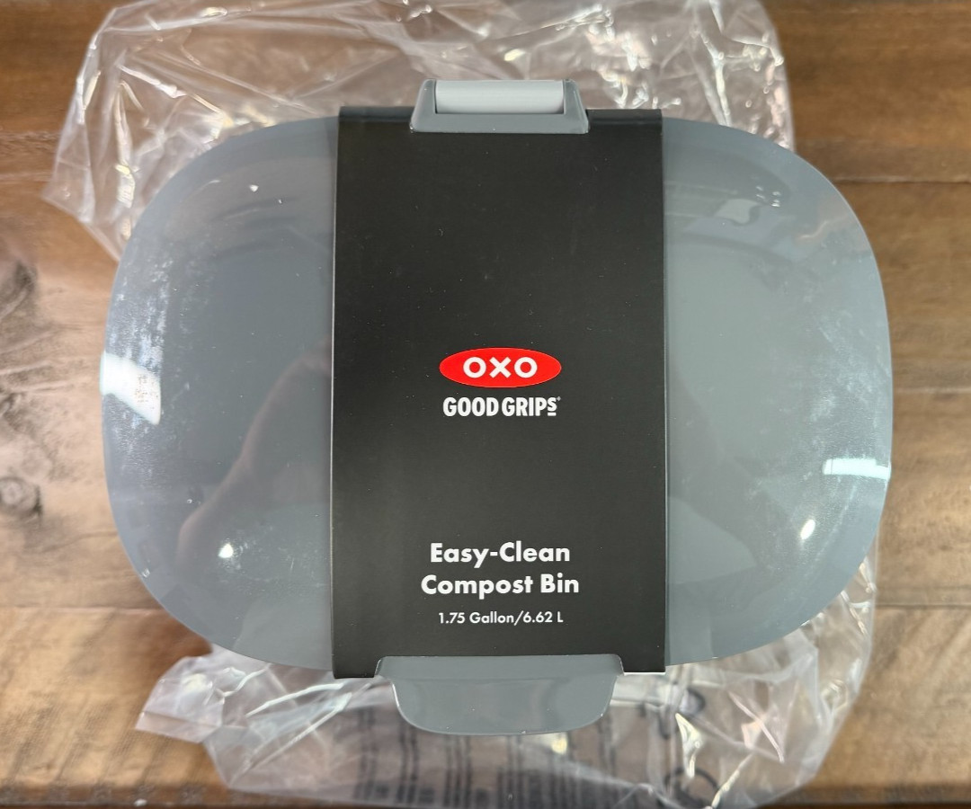 OXO Good Grips Kitchen Easy-Clean Compost Bin, 1.75-Gallon, Charcoal gallery