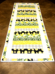 Reversible Quilted Table Runner Handmade Lemons Yellow Green Plaid 45″x20″