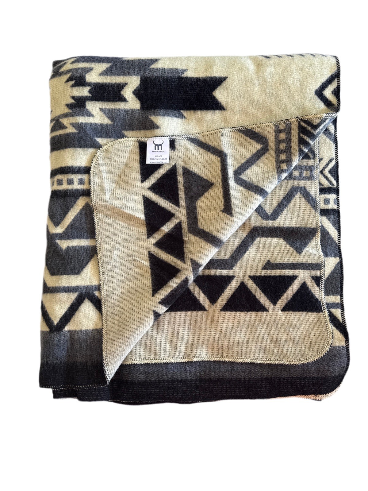 Alpaca Blanket - Cozy Colorful Native Pattern Throw - Made in Ecuador - 20262 gallery