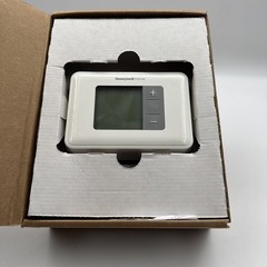 Honeywell RTH5160D T2 Non-programmable Thermostat