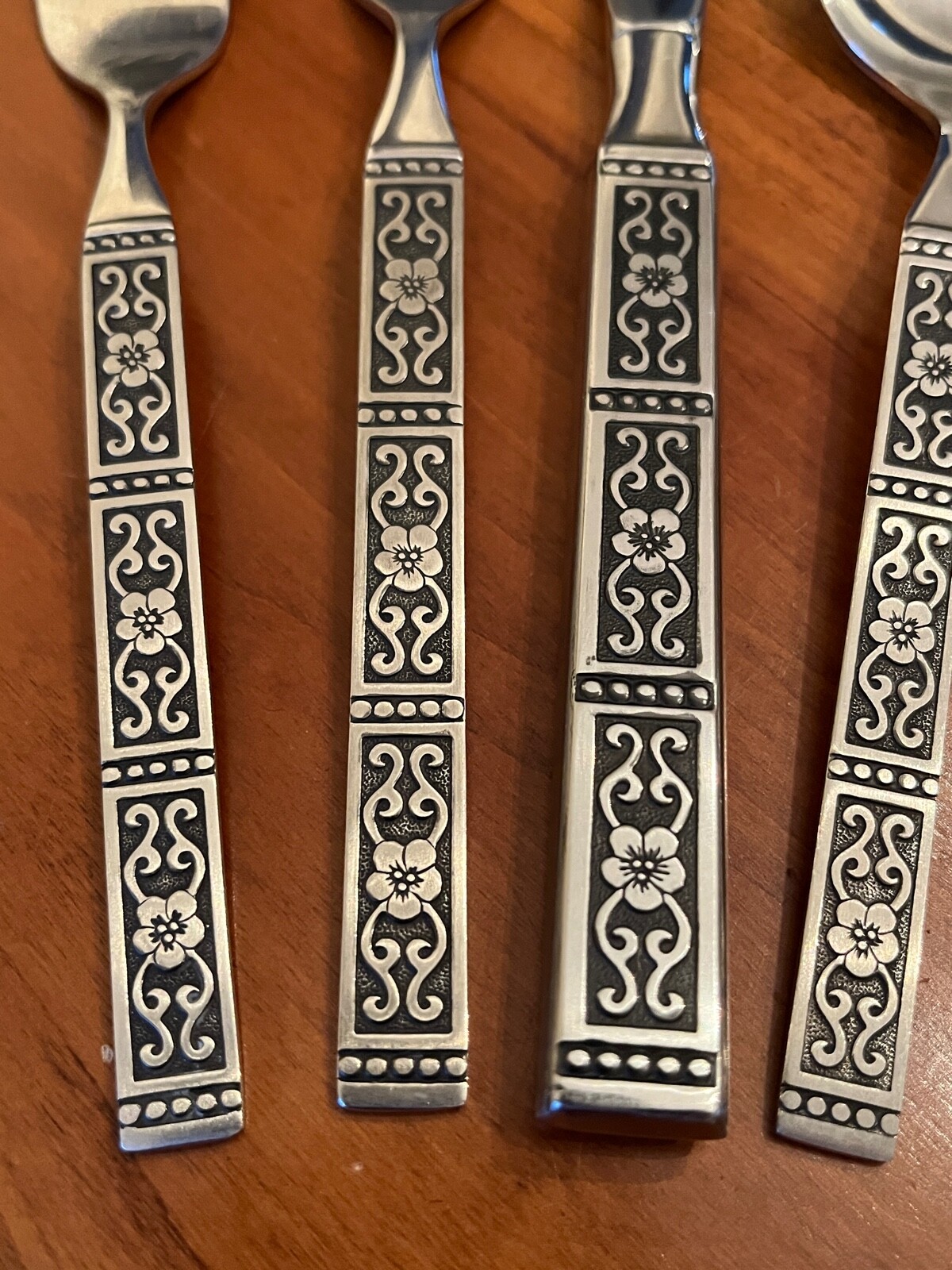 Oneida Community ISABELLA Stainless Flatware - Choice gallery