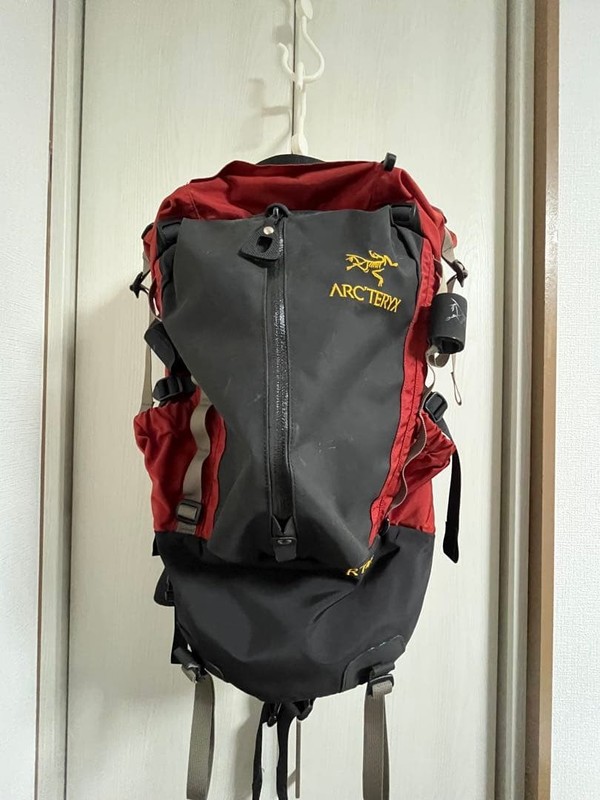 Arc'teryx RT45 Backpack Black/Red Durable Outdoor Bag Used