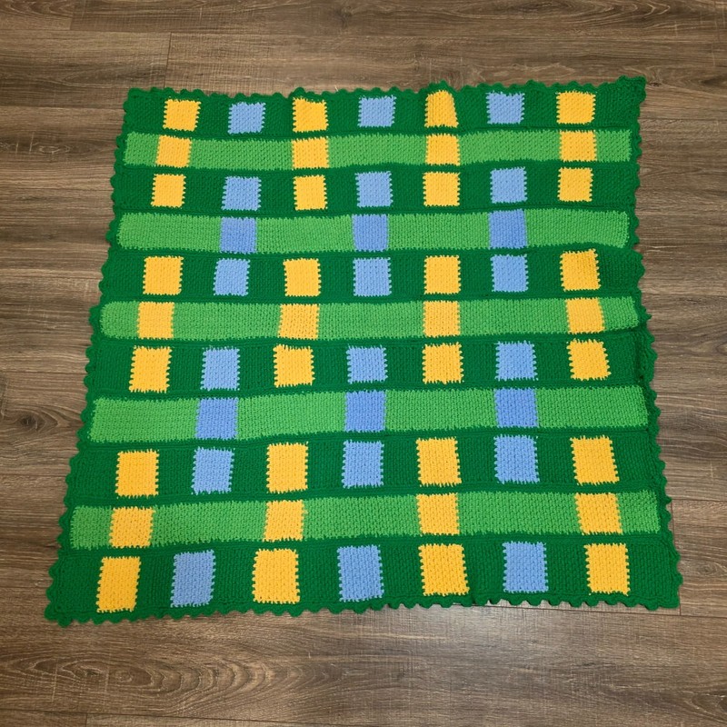 Granny Square Afghan Blanket Lap Throw Crochet Knit Handmade VTG Roseanne 40x42" gallery