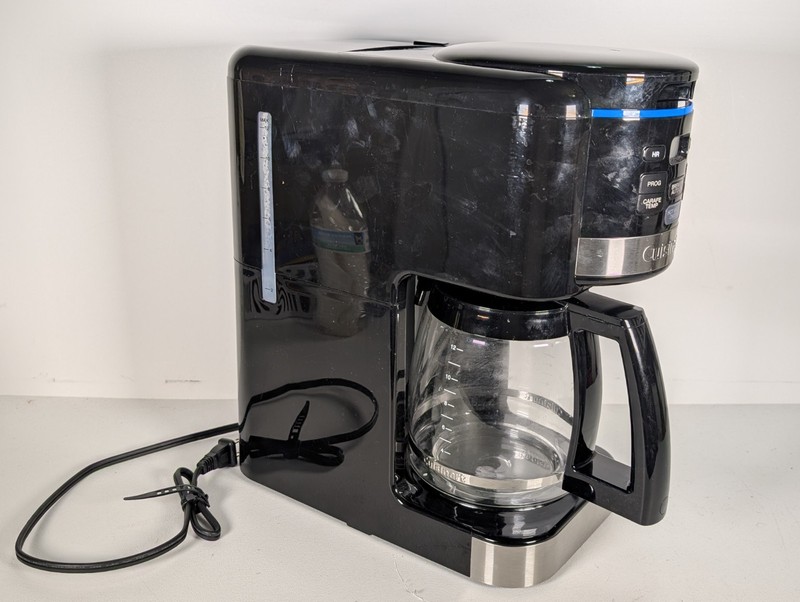 Cuisinart CHW-16 12-Cup Programmable Coffeemaker & Hot Water System gallery