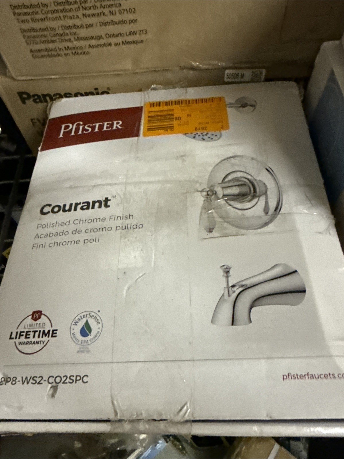Pfister 8P8-WS2-CO2SPC Courant Single-Handle Tub & Shower Faucet Polished Chrome gallery