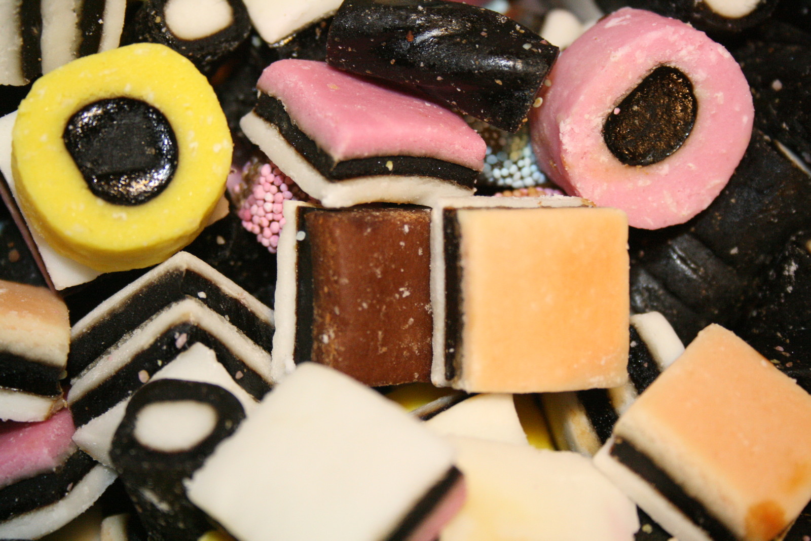 ENGLISH LICORICE ALLSORTS, 5LBS gallery