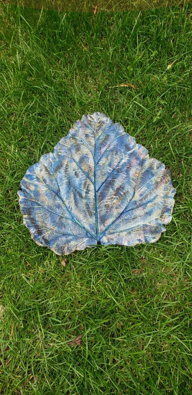 Hand Painted Cement Leaf Casting Garden Art 17x17 9lbs Beautiful Indoors Too gallery