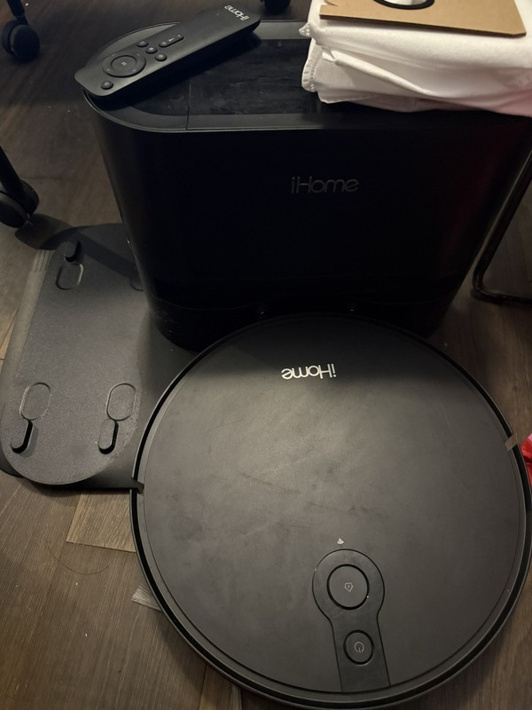 iHome AutoVac Eclipse Pro Robot Vacuum, Auto Empty Base, Ultra Suction, 120 Min gallery