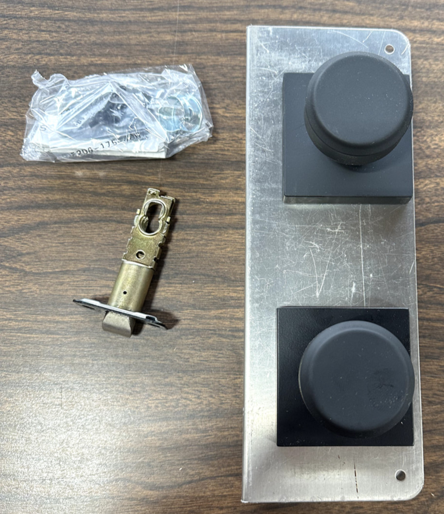Schlage Bowery Passage Door Knob Set with Collins Trim Model: F10 BWE 622 COL gallery