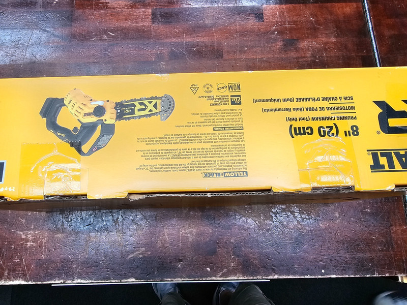 DEWALT 20V MAX 8" Pruning Chainsaw Brushless Cordless Bare Tool DCCS623B gallery