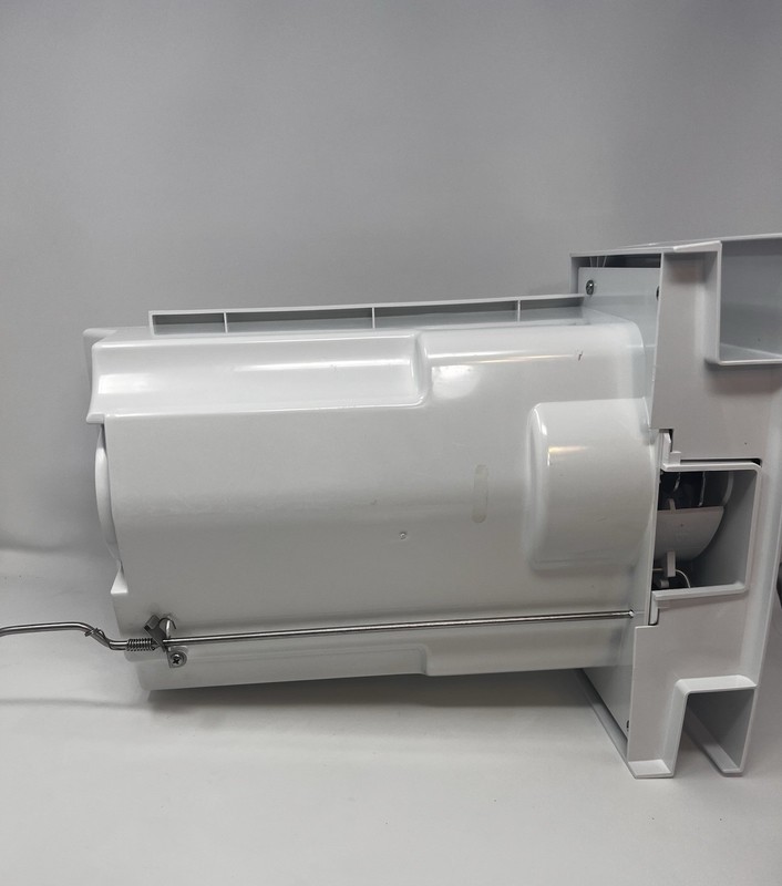 Bosch Refrigerator Ice Maker Part Side By Side B22CS5OSNS Part 60613-238 Freezer gallery