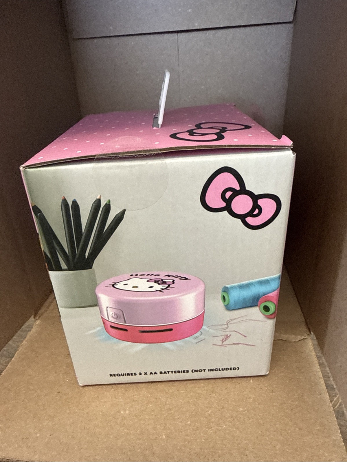 Sanrio Hello Kitty Desktop Vacuum Battery Powered Compact Handheld New Cute Gift gallery