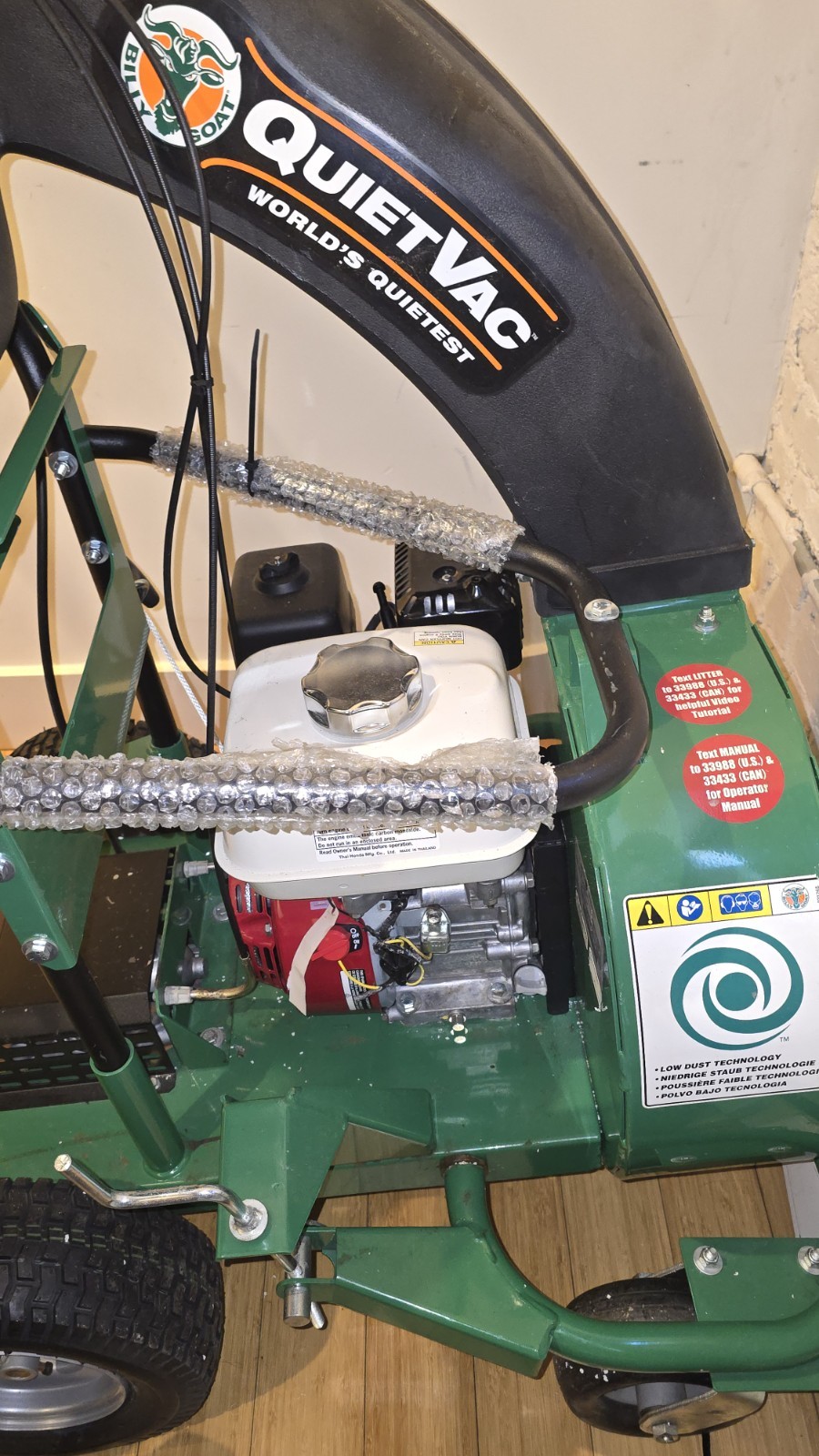 Billy Goat QV550HSP Self-Propelled QUIETVAC™ Outdoor Leaf Litter Vacuum gallery