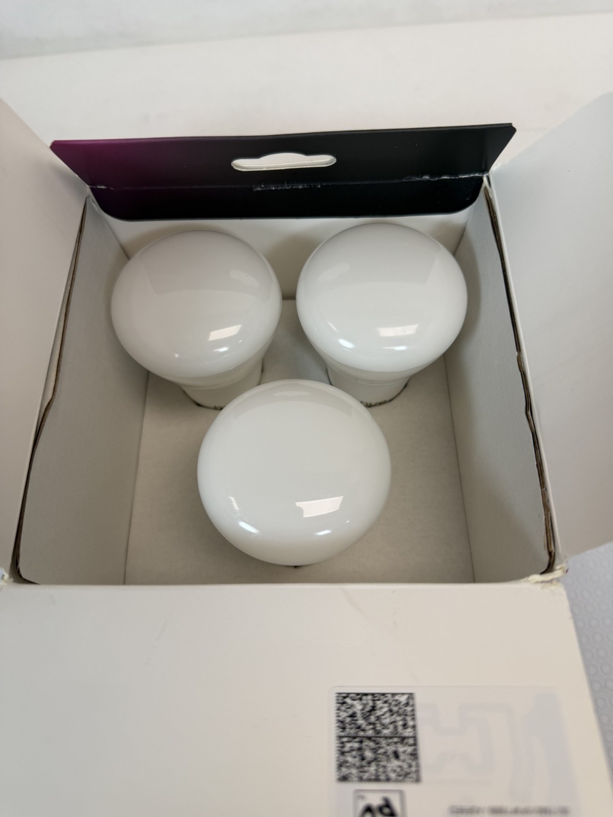 Philips Hue Smart LED A19 Bulb, 3 Pack, White & Color Ambiance, Dimmable, E26 gallery